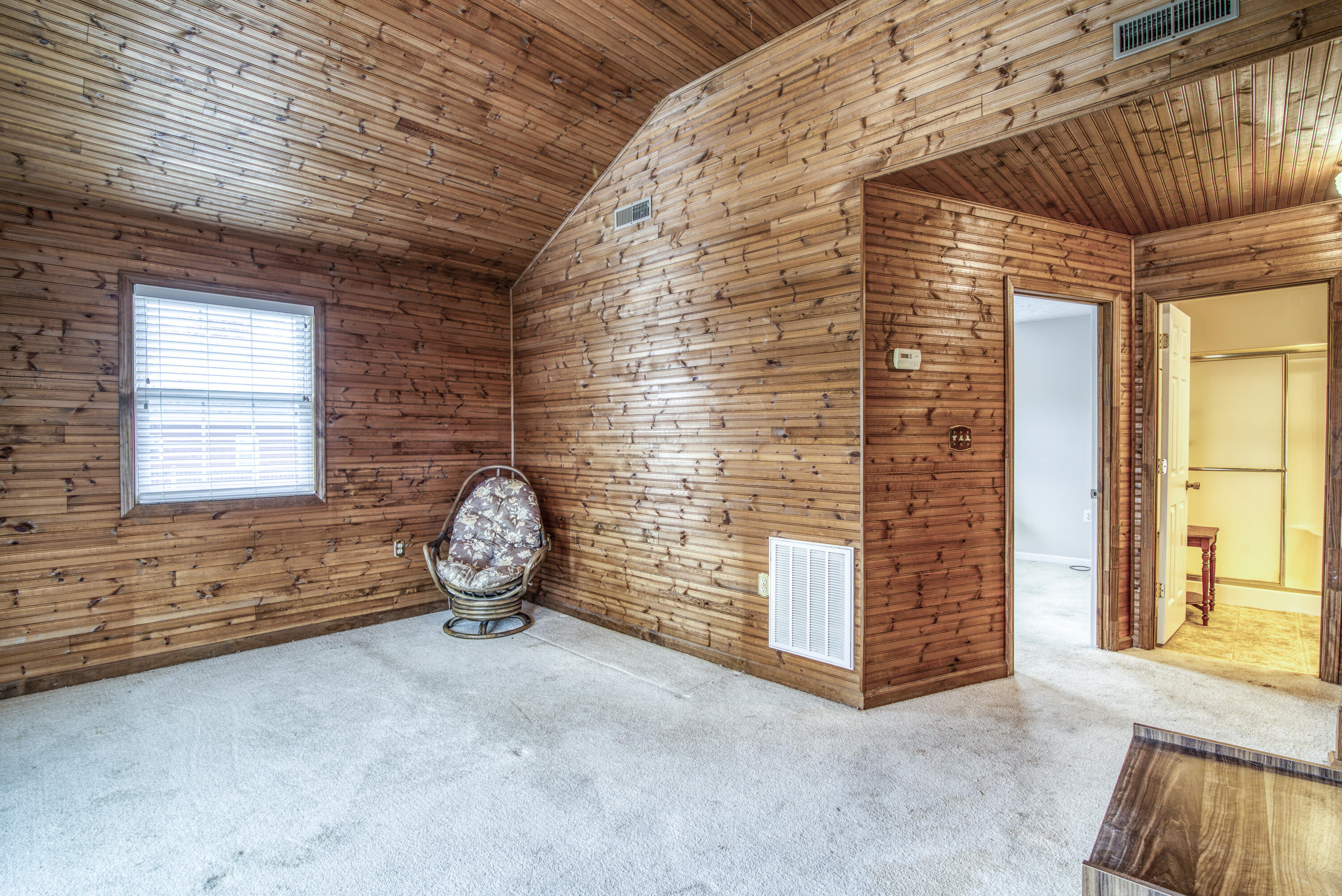 23270 Denton Valley Road Abingdon, VA 24211 - Photo 27 of 41 23270-Denton-Valley-Rd Abingdon-VA-36