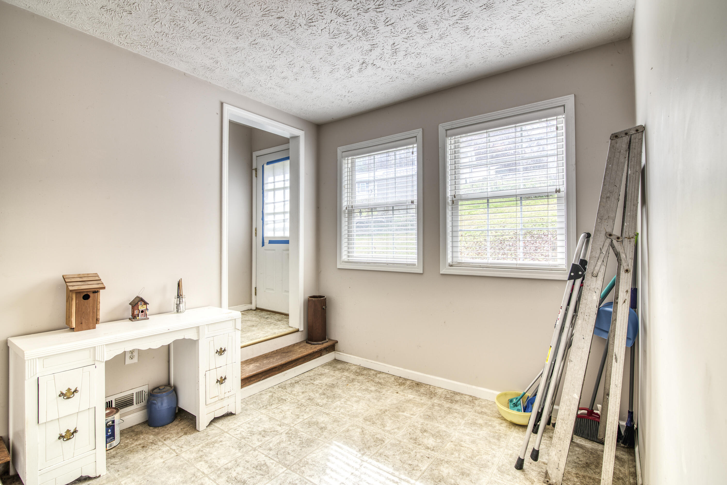 23270 Denton Valley Road Abingdon, VA 24211 - Photo 8 of 41 23270-Denton-Valley-Rd Abingdon-VA-16