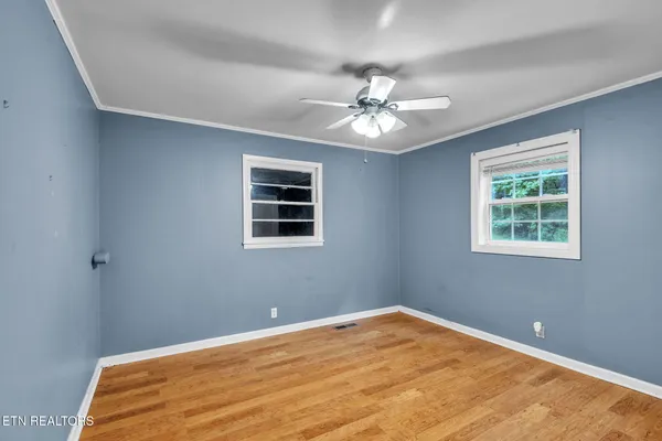 $264,900 | 241 Skyline Drive, Oneida, TN 37841