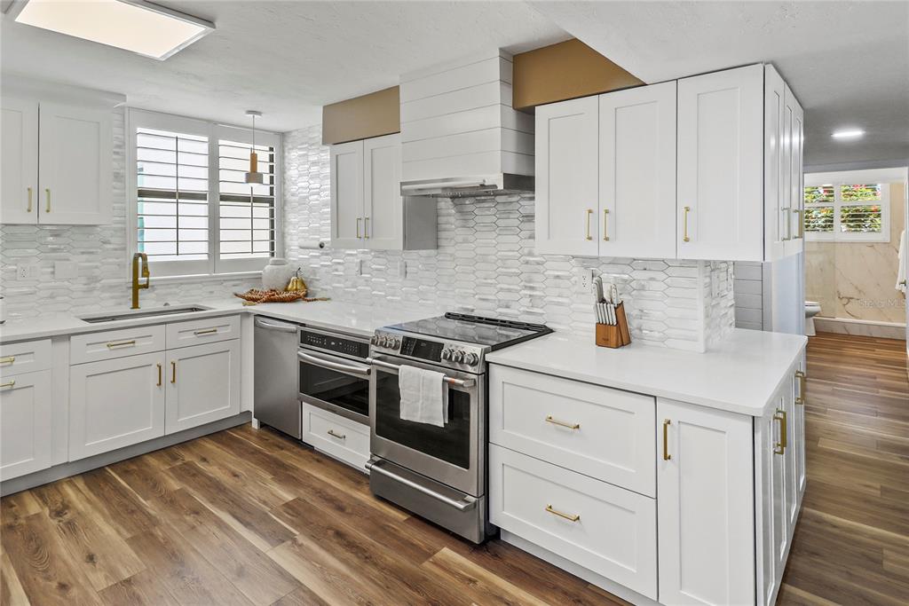 716 Bayport Way, Unit 716 Longboat Key, FL 34228 - Photo 22 of 75