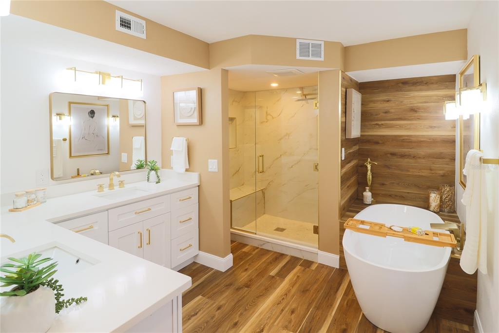 716 Bayport Way, Unit 716 Longboat Key, FL 34228 - Photo 32 of 75