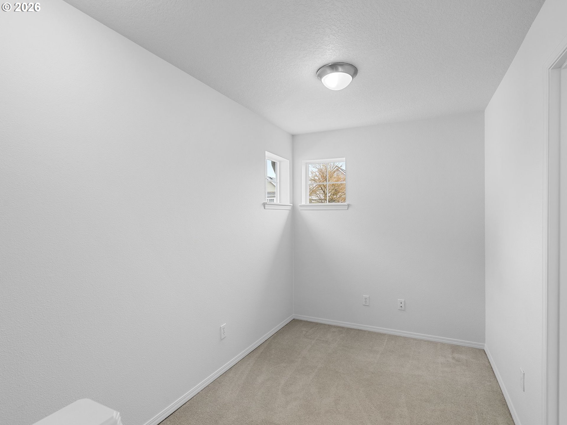 6265 Southwest 208th Terrace Beaverton, OR 97078 - Photo 12 of 36