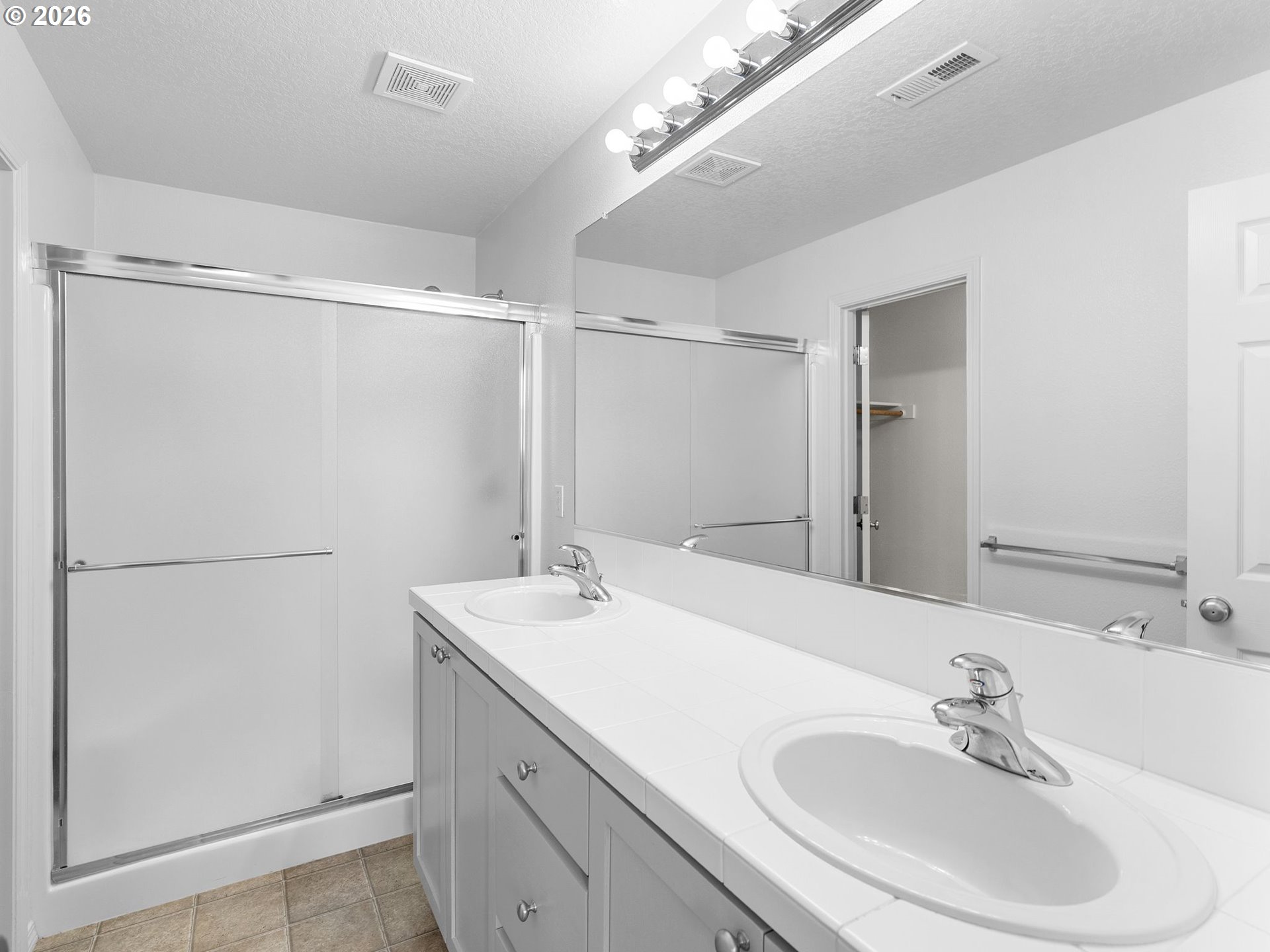 6265 Southwest 208th Terrace Beaverton, OR 97078 - Photo 18 of 36