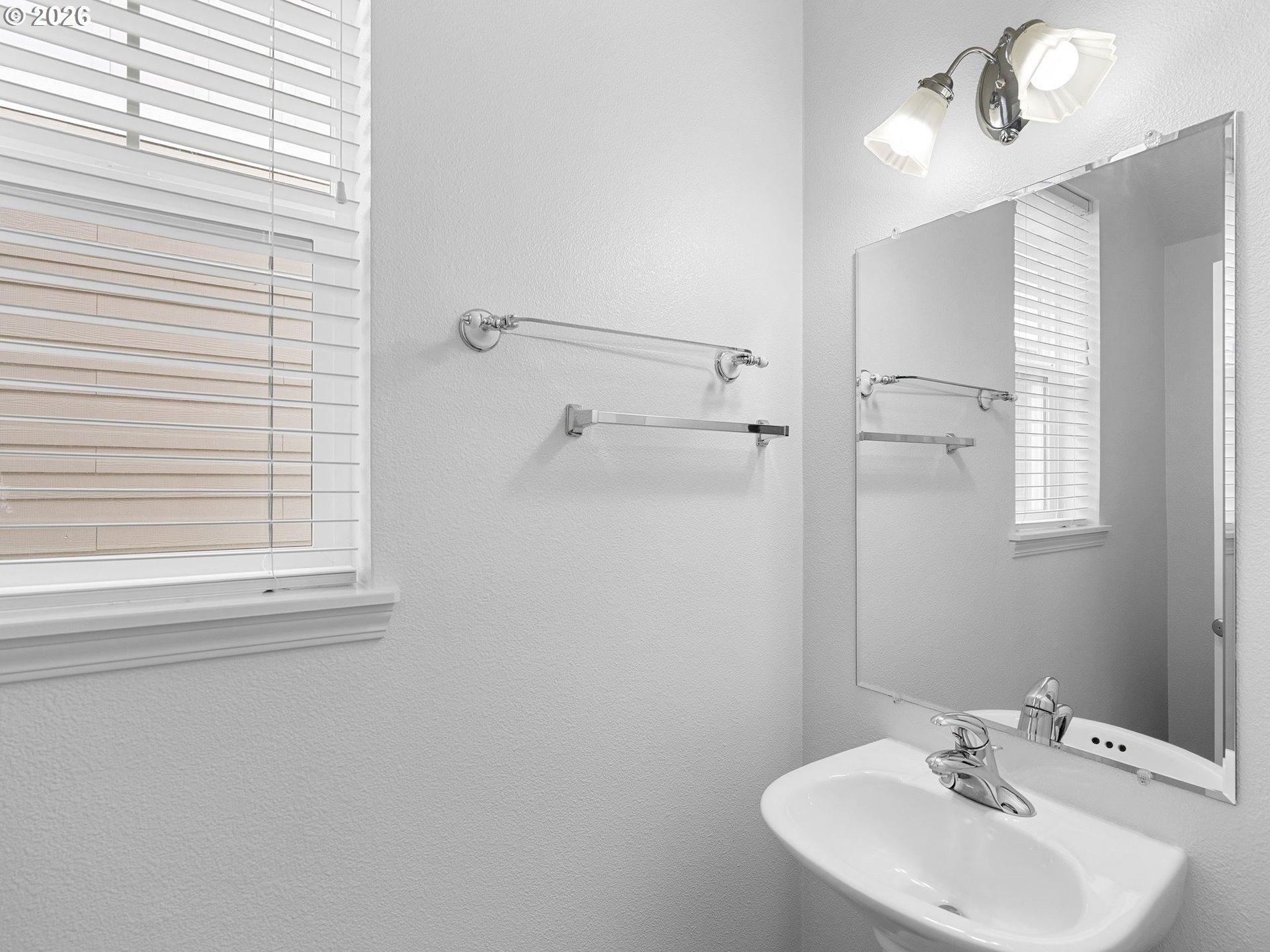 6265 Southwest 208th Terrace Beaverton, OR 97078 - Photo 5 of 36