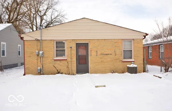 $1,299 | 5005 Indianola Avenue, Indianapolis, IN 46205