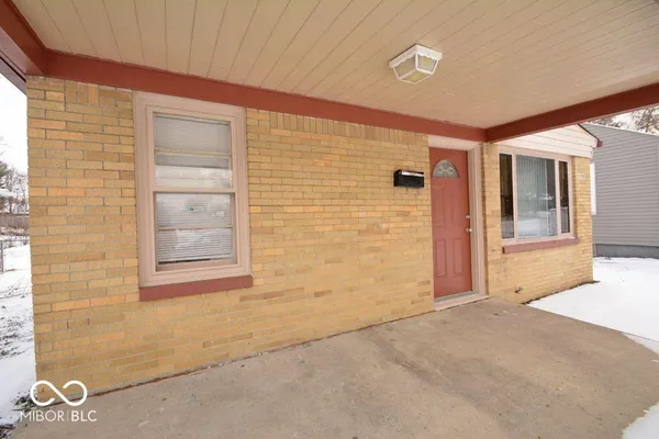 $1,299 | 5005 Indianola Avenue, Indianapolis, IN 46205