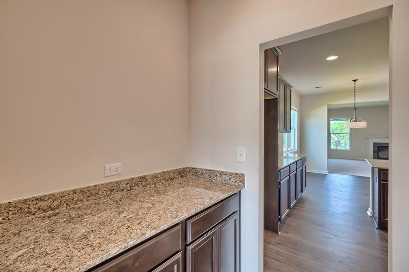 6136 Whirlaway Road Graniteville, SC 29829 - Photo 5 of 12 Butlers pantry/ / photo of like home
