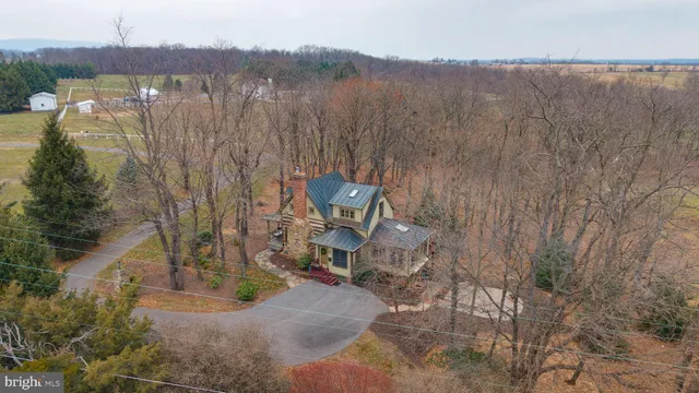 $3,000 | 13237 Creagerstown Road, Thurmont, MD 21788