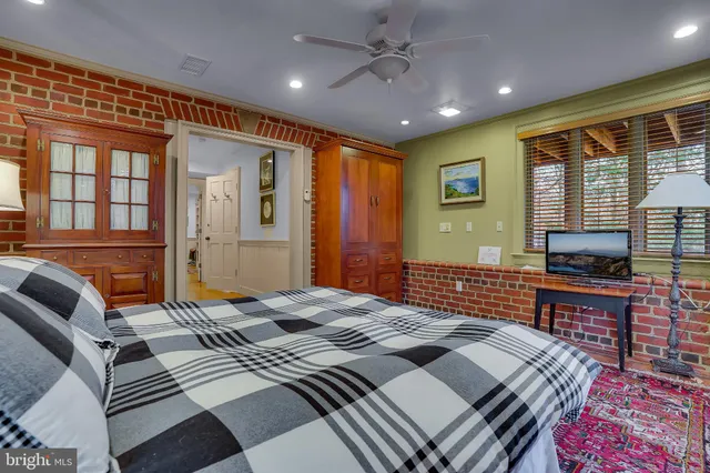 $3,000 | 13237 Creagerstown Road, Thurmont, MD 21788