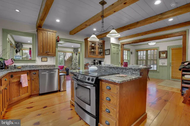 $3,000 | 13237 Creagerstown Road, Thurmont, MD 21788