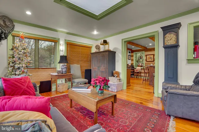 $3,000 | 13237 Creagerstown Road, Thurmont, MD 21788