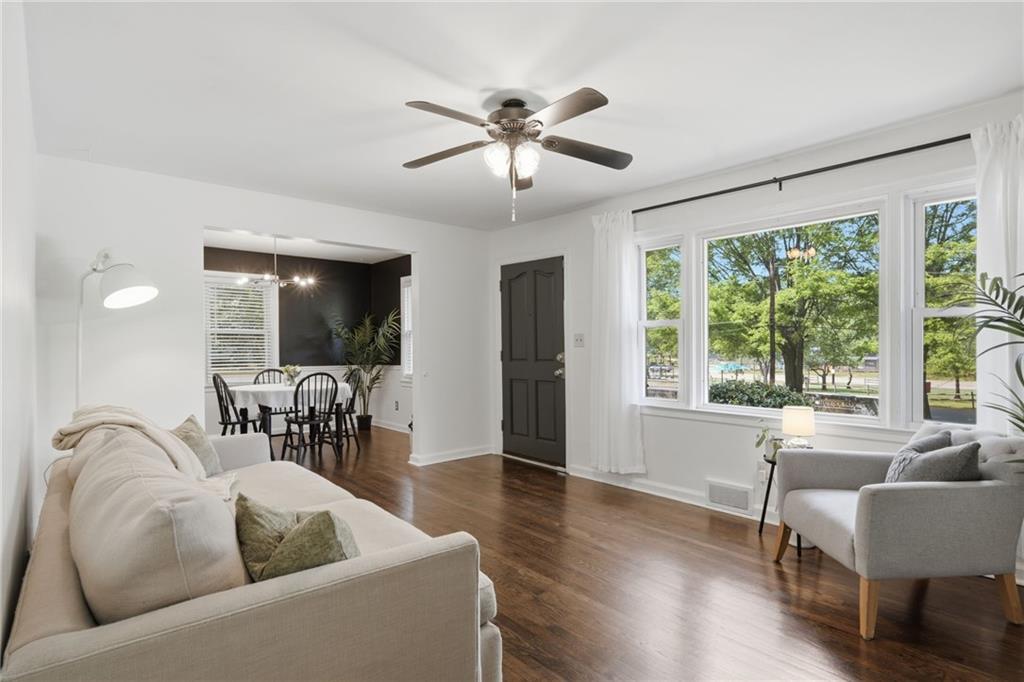 898 Scott Circle Decatur, GA 30033 - Photo 11 of 47