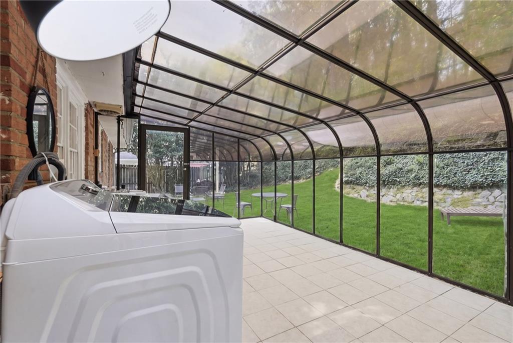 898 Scott Circle Decatur, GA 30033 - Photo 33 of 47