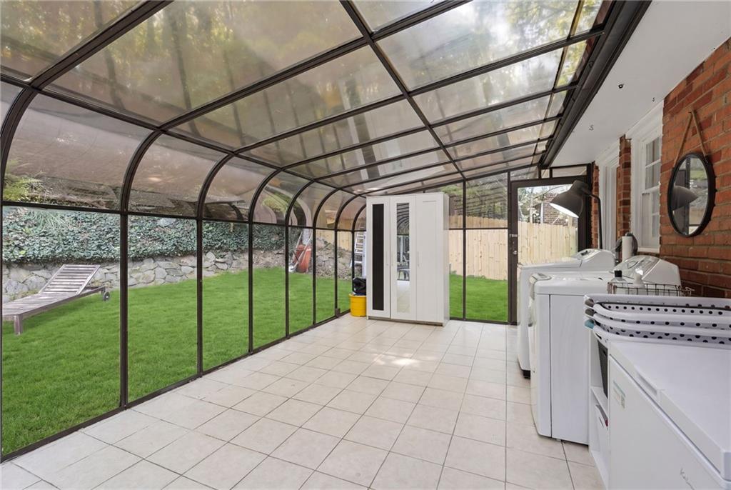 898 Scott Circle Decatur, GA 30033 - Photo 35 of 47