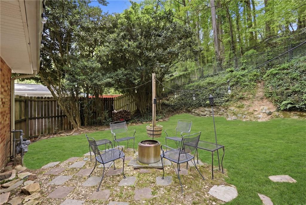 898 Scott Circle Decatur, GA 30033 - Photo 37 of 47