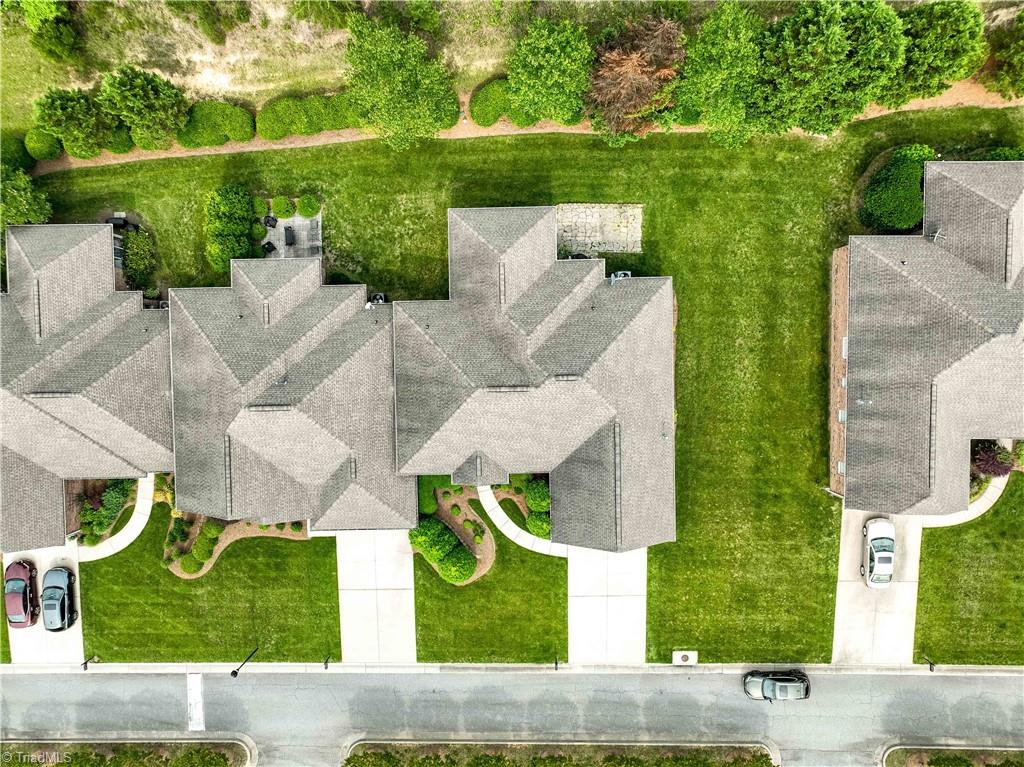 2334 Addison Boulevard High Point, NC 27262 - Photo 5 of 34 Gallery Image 5