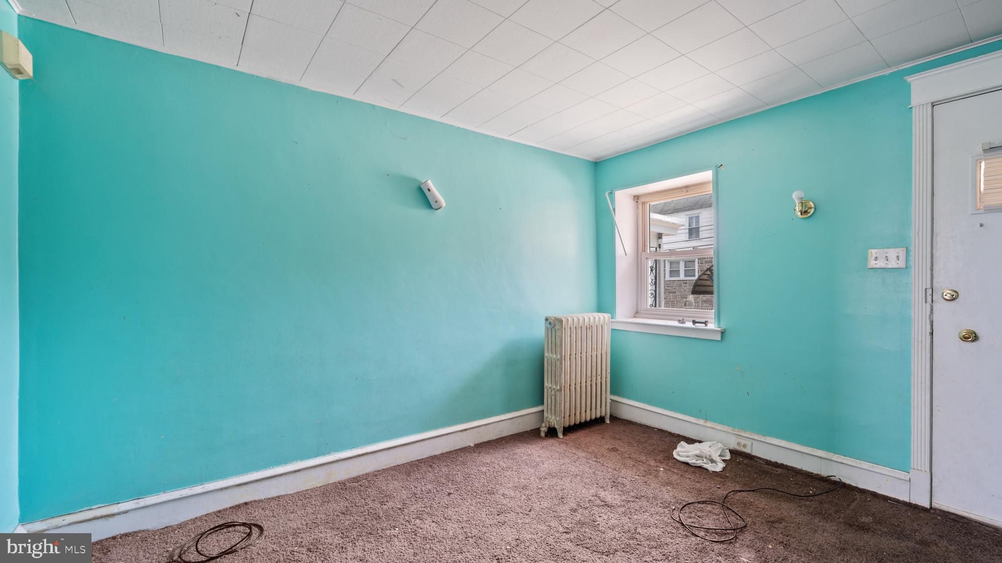 7239 Guilford Road Upper Darby, PA 19082 - Photo 8 of 23