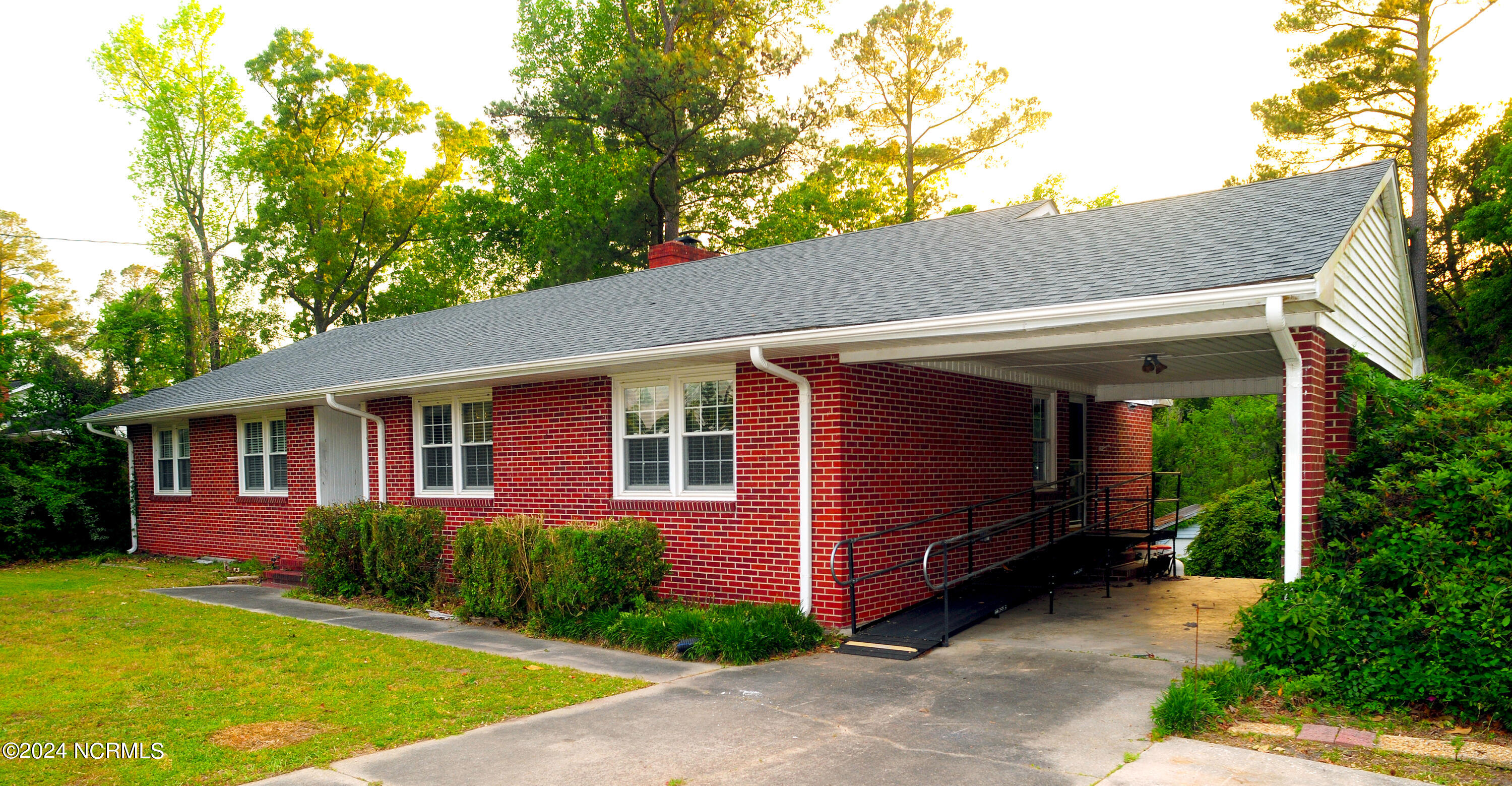 609 River Street Jacksonville, NC 28540 - Photo 1 of 47 609 River Street