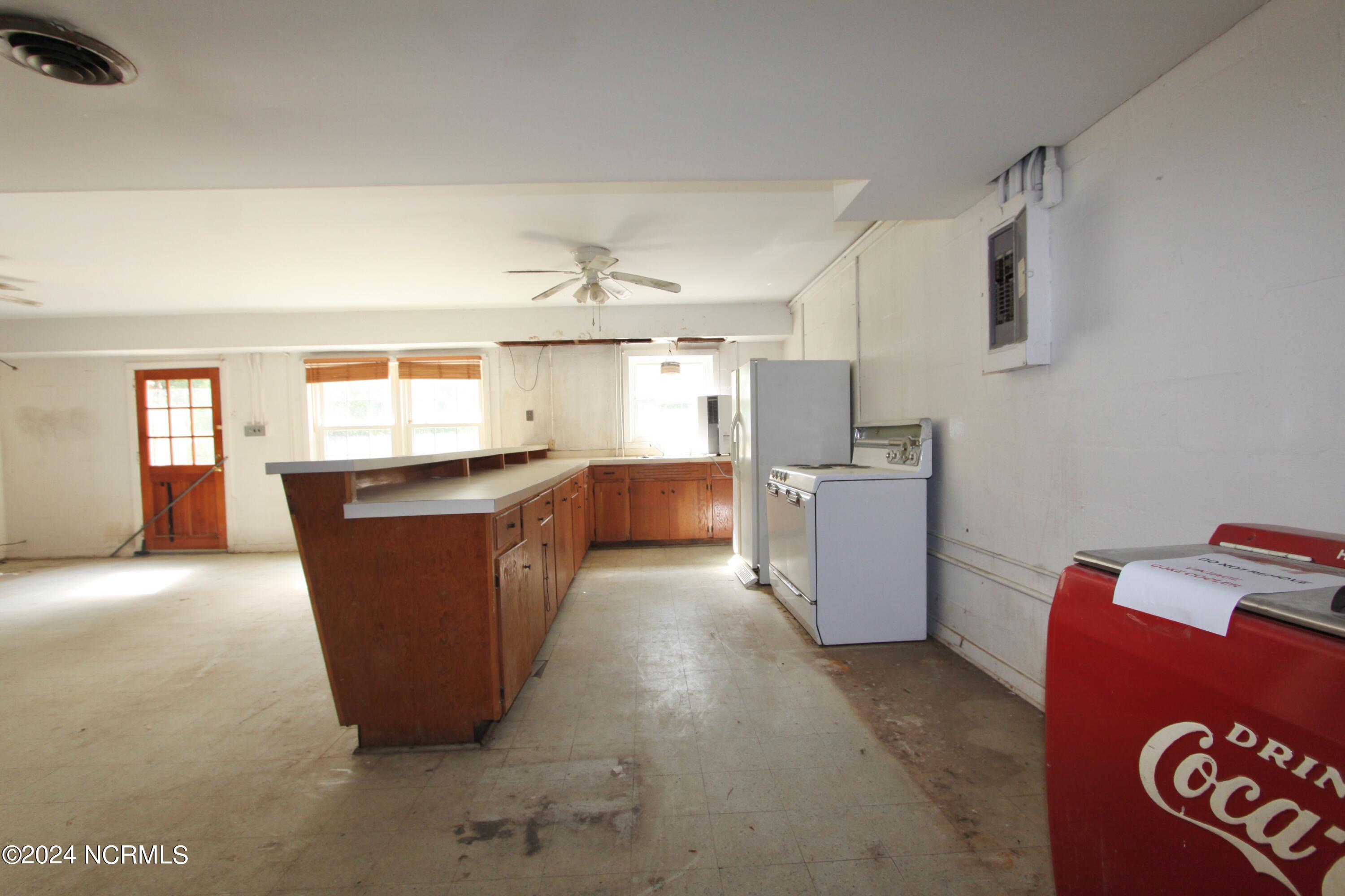 609 River Street Jacksonville, NC 28540 - Photo 33 of 47 Basement Kitchen