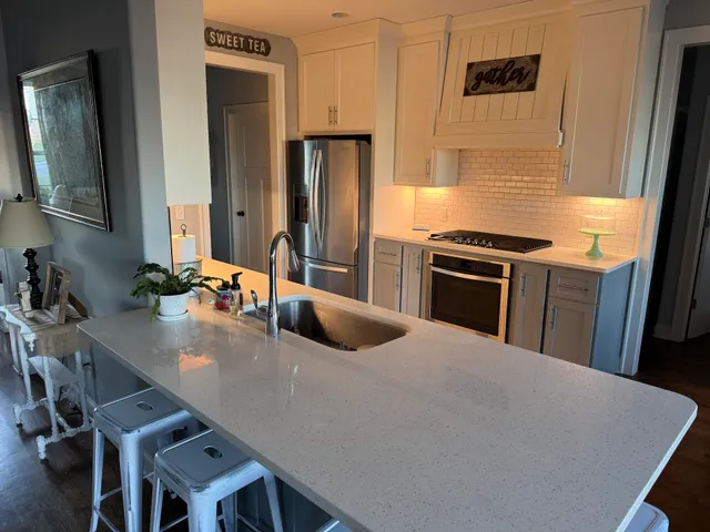 $589,888 | 10952 High River Drive, Soddy Daisy, TN 37379