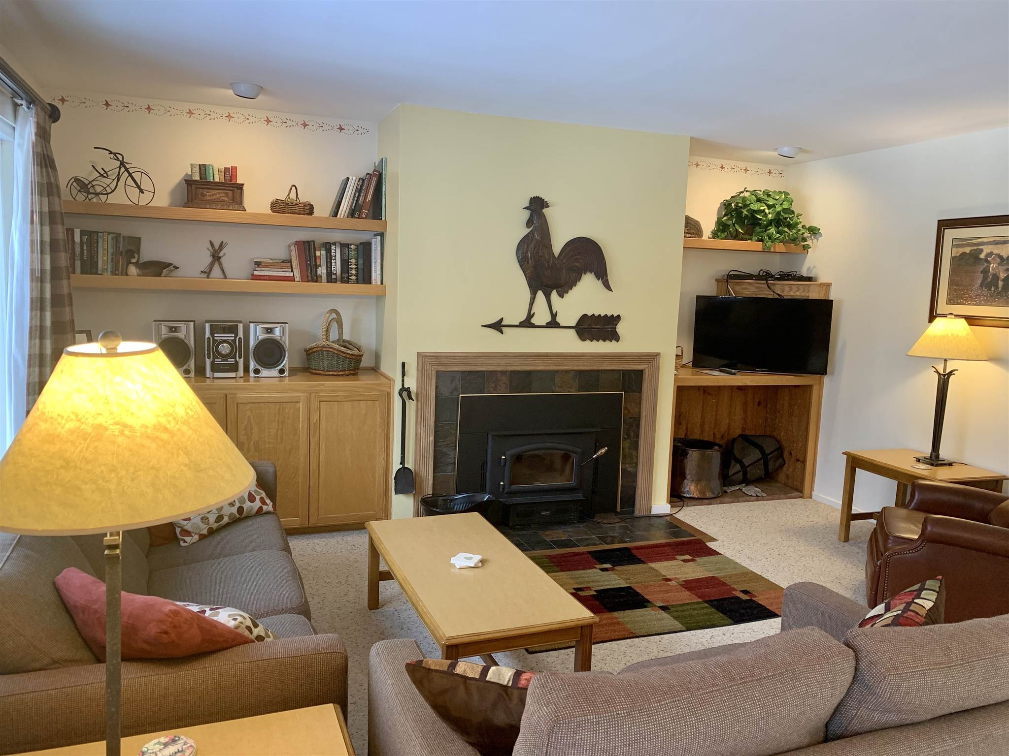 98 Snow Creek Road Warren, VT 05674 - Photo 7 of 13 Gallery Image 7