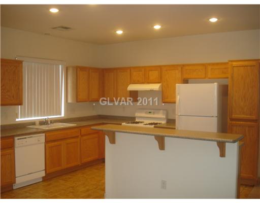 9313 Roping Cowboy Avenue Las Vegas, NV 89178 - Photo 3 of 22 Kitchen.