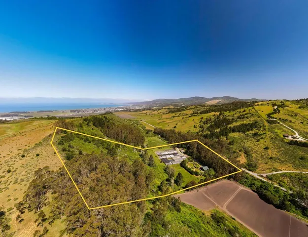 a view of a swimming pool