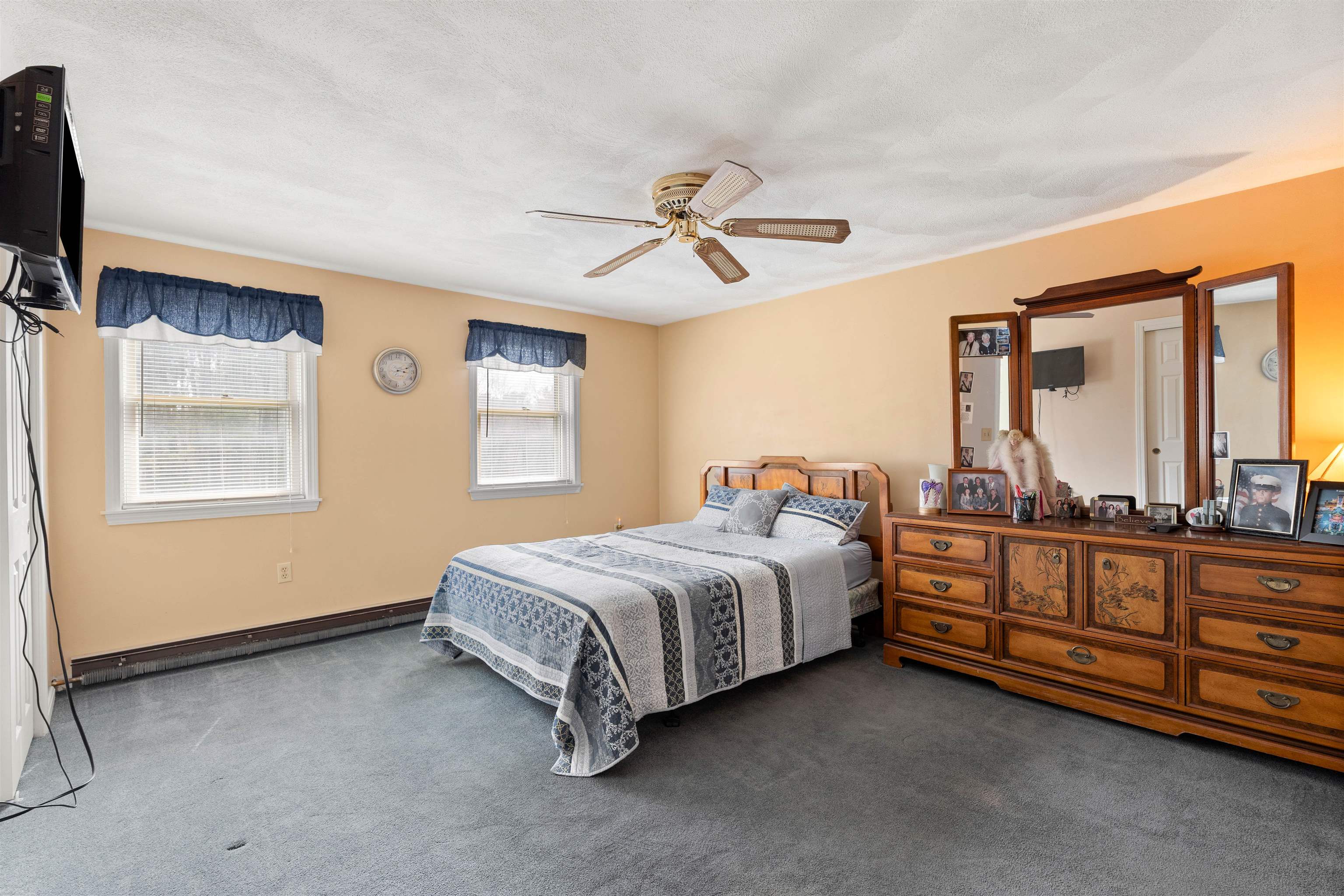 27 Reed Street, Unit A Londonderry, NH 03053 - Photo 16 of 24