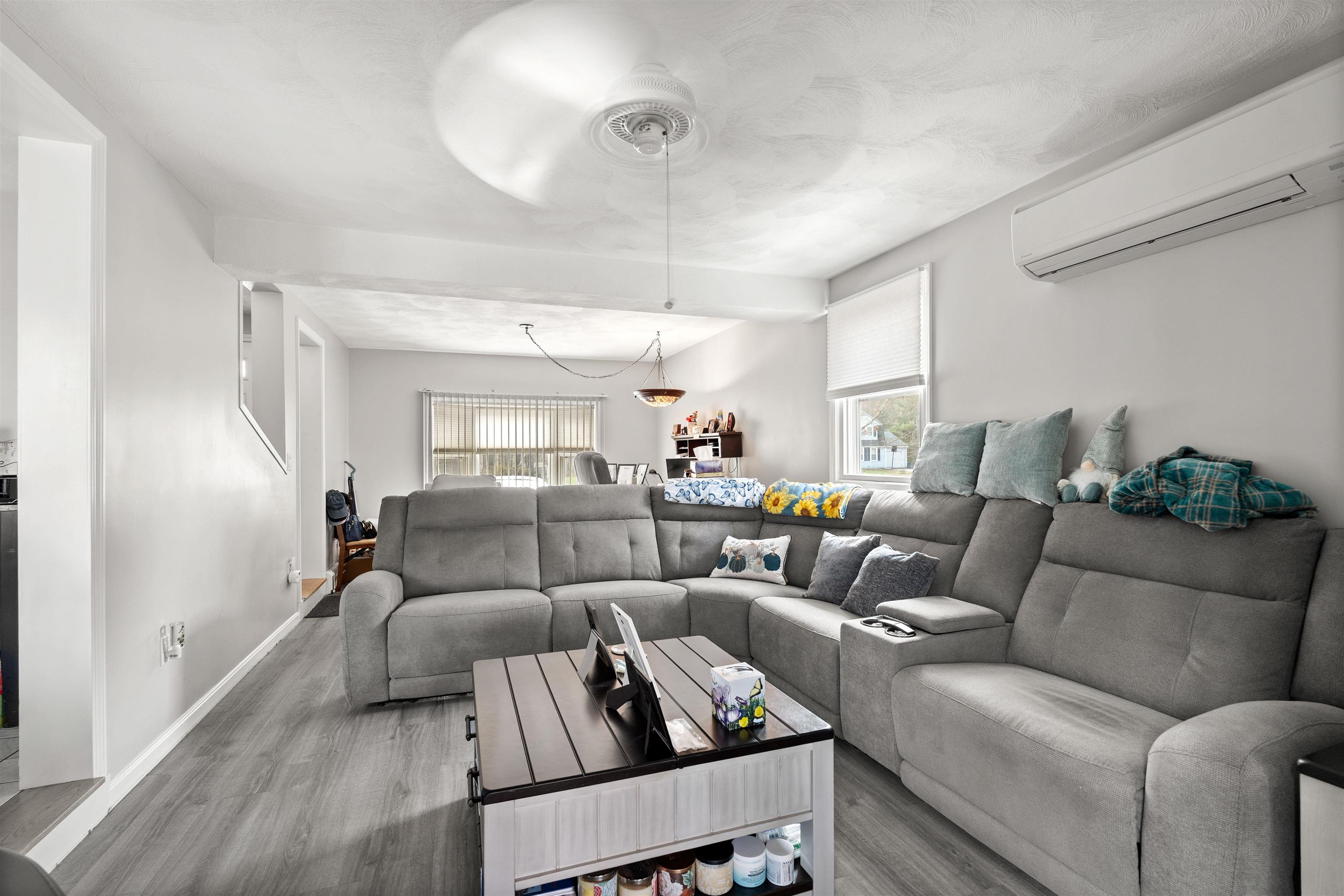 27 Reed Street, Unit A Londonderry, NH 03053 - Photo 8 of 24