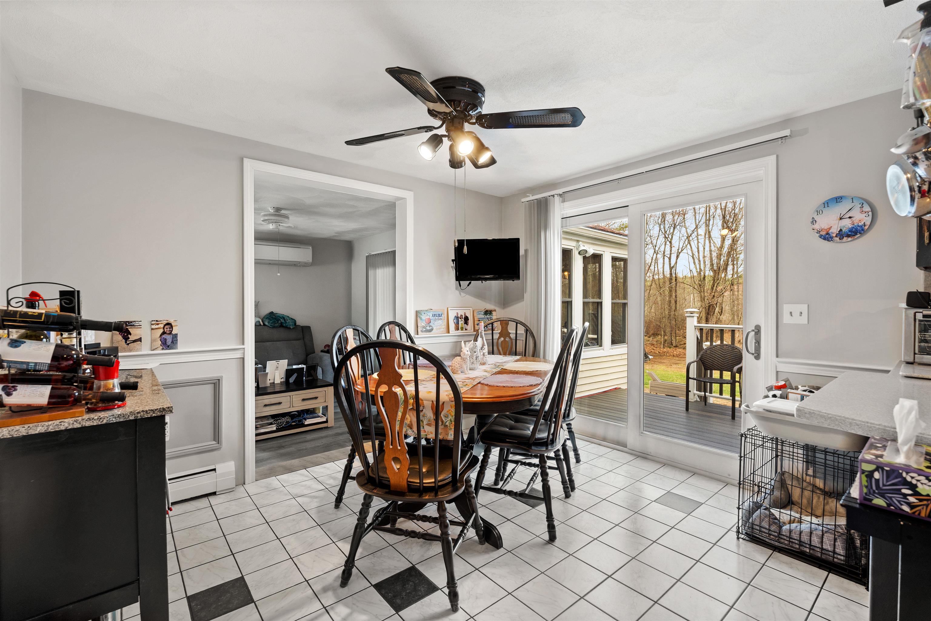 27 Reed Street, Unit A Londonderry, NH 03053 - Photo 9 of 24