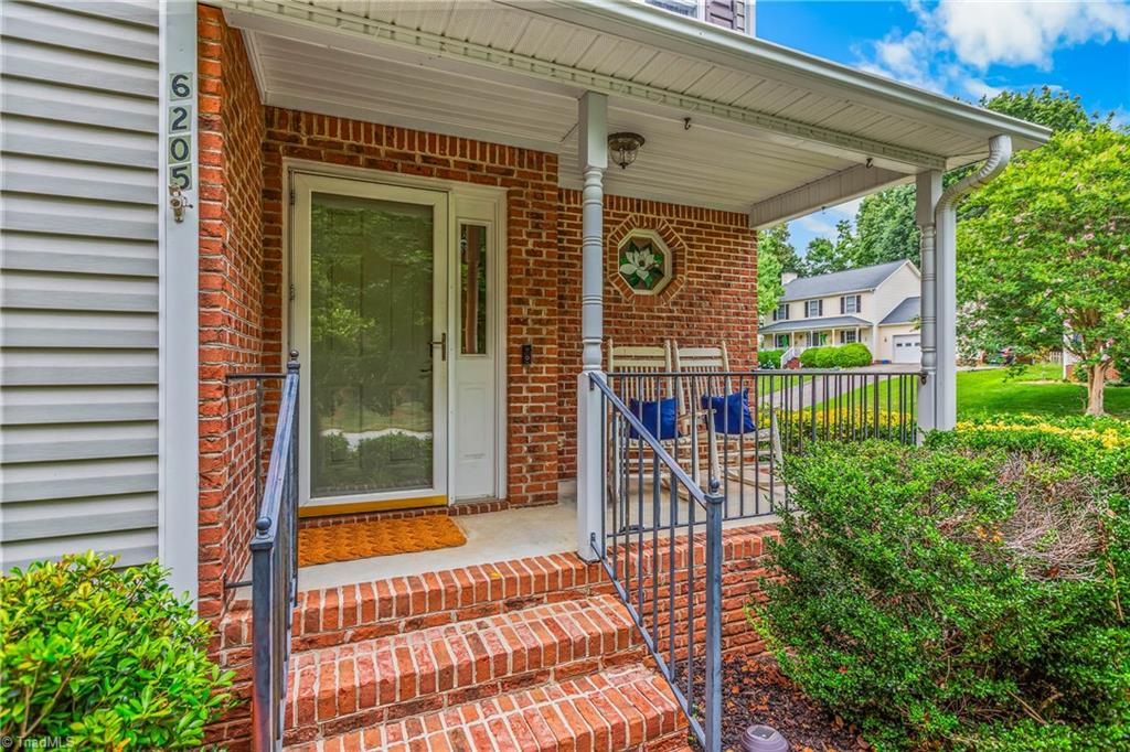 6205 Spring Park Road Clemmons, NC 27012 - Photo 2 of 32
