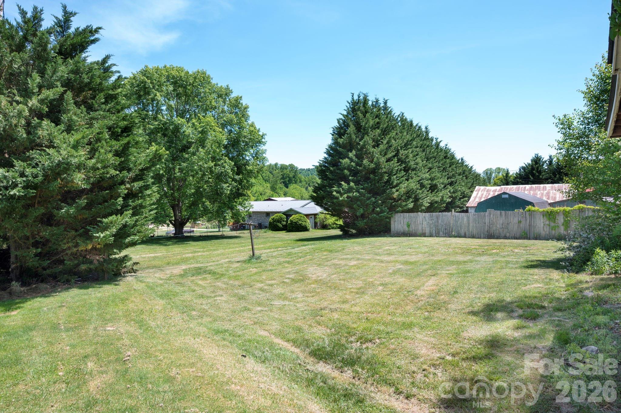 2802 Beaverdam Road Canton, NC 28716 - Photo 20 of 26