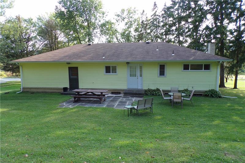 197 Glen Eden Road Rochester, PA 15074 - Photo 4 of 14