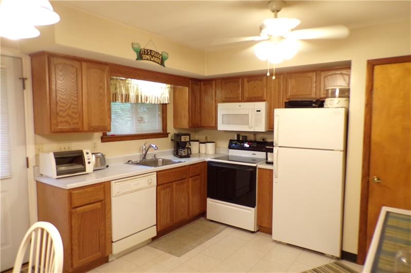 197 Glen Eden Road Rochester, PA 15074 - Photo 8 of 14