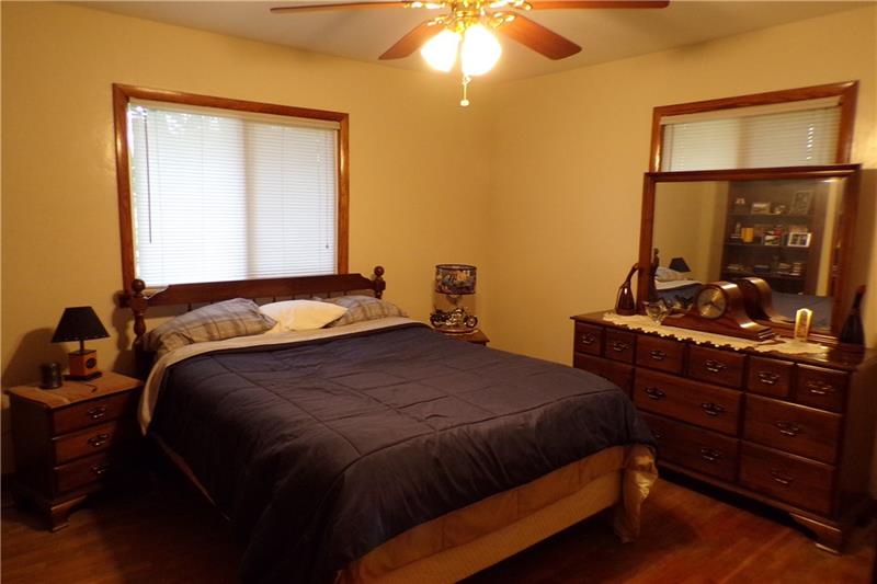 197 Glen Eden Road Rochester, PA 15074 - Photo 10 of 14