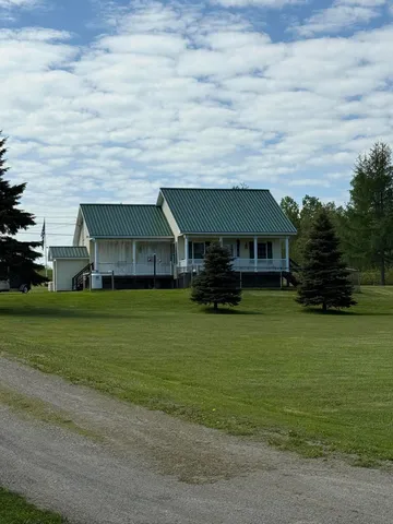 $272,000 | 442 Old Patten Road, Island Falls, ME 04747