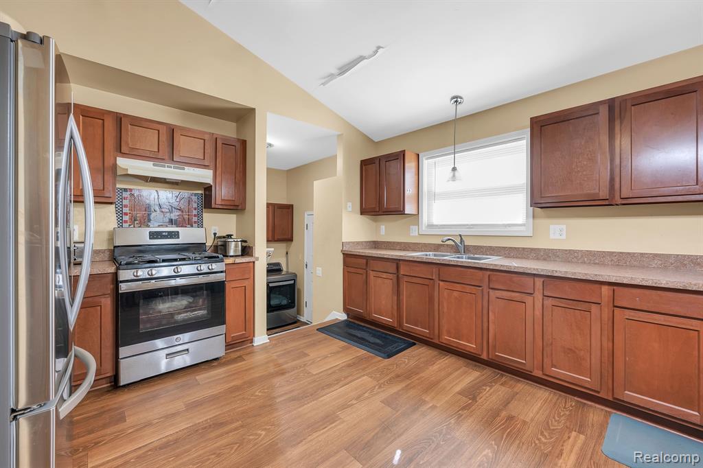 175 Rockwell Street Pontiac, MI 48341 - Photo 6 of 29