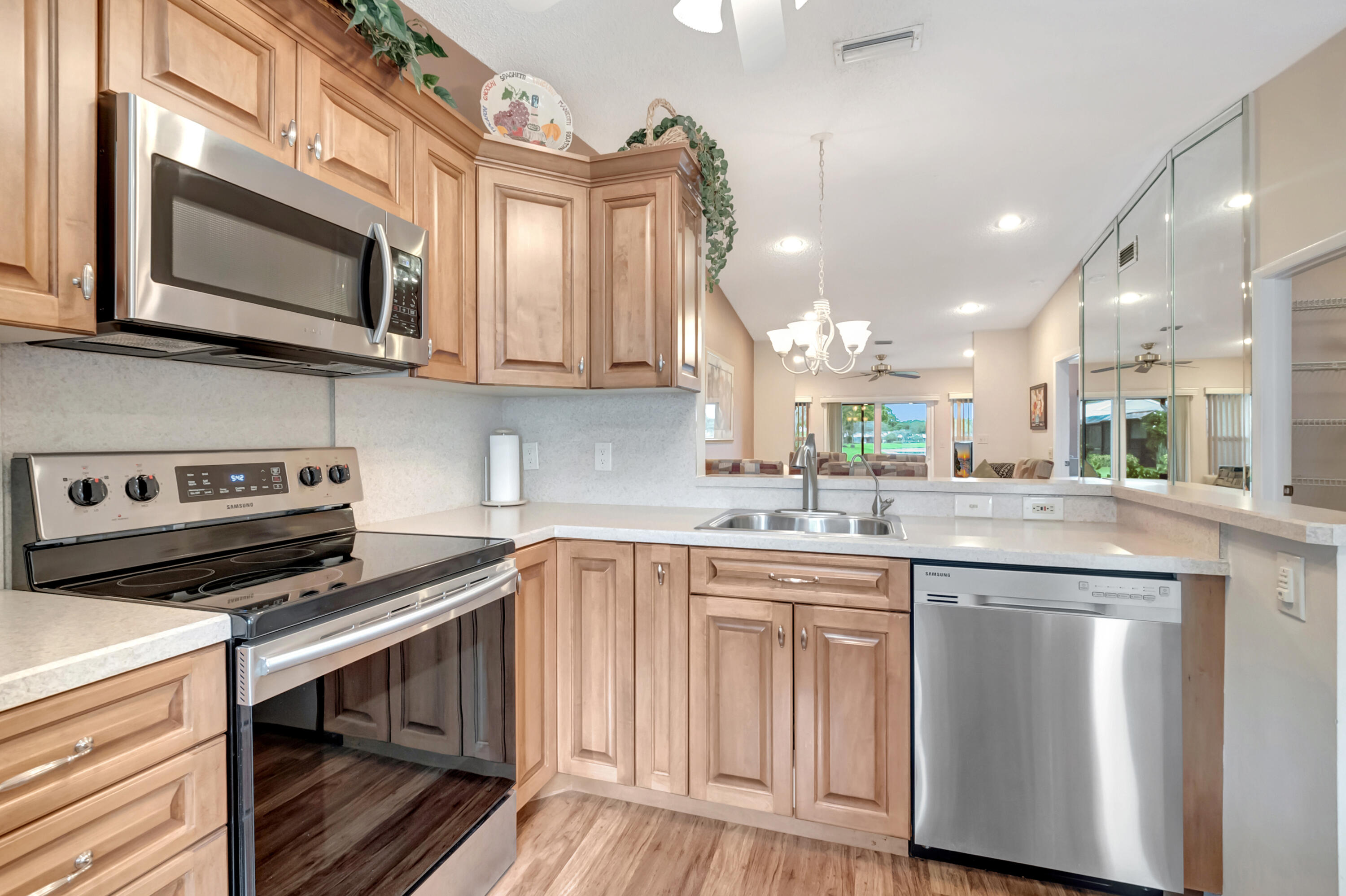 8855 Rheims Road Boca Raton, FL 33496 - Photo 15 of 39 DSC_3518