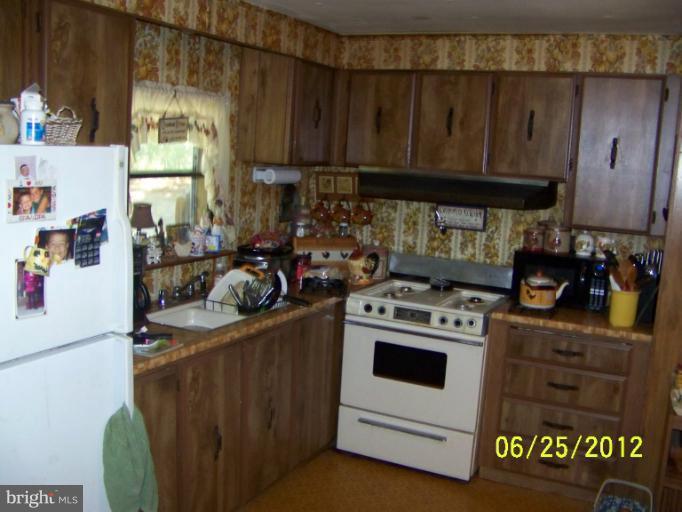 195 Deer Run Road Gore, VA 22637 - Photo 7 of 9 Kitchen