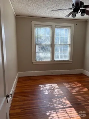 $2,275 | 613 South York Street, Gastonia, NC 28052