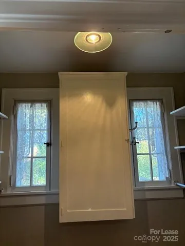 $2,275 | 613 South York Street, Gastonia, NC 28052