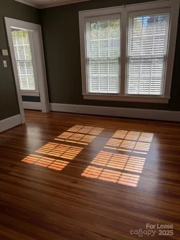 $2,275 | 613 South York Street, Gastonia, NC 28052