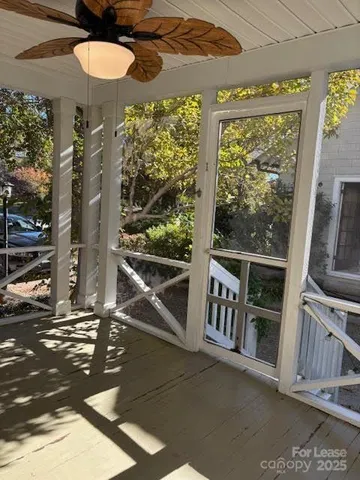 $2,275 | 613 South York Street, Gastonia, NC 28052