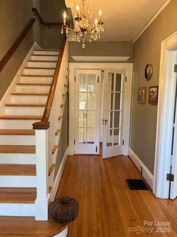 $2,275 | 613 South York Street, Gastonia, NC 28052