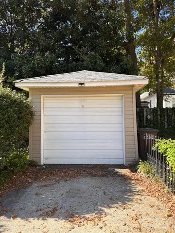 $2,275 | 613 South York Street, Gastonia, NC 28052