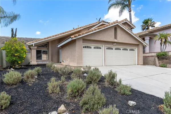 $3,600 | 734 Morita Drive, Corona, CA 92879