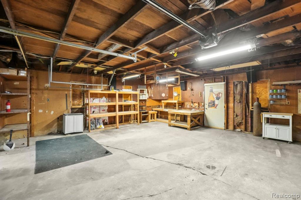 2744 James Road Auburn Hills, MI 48326 - Photo 18 of 23