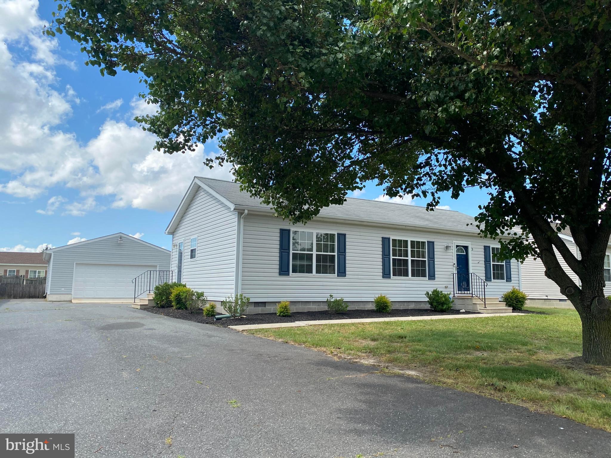 3 9th Street Ridgely, MD 21660 - Photo 1 of 17 Welcome Home!
