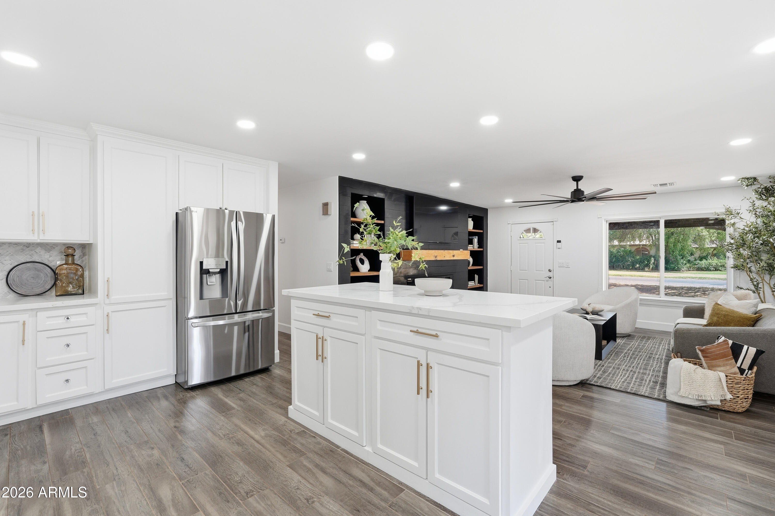 2266 East Willis Road Gilbert, AZ 85297 - Photo 13 of 95