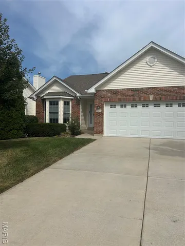 $324,000 | 5 Arborgate Drive, Unit 69A, St. Peters, MO 63376